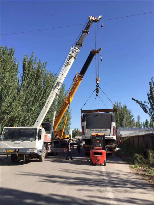 启东市吊车使用时液压系统运行原理