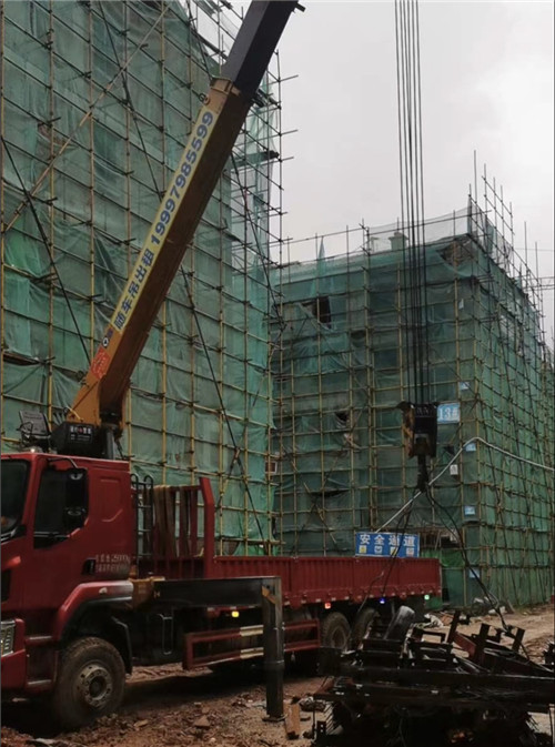 启东市“慢工细活”—— 吊车的 “微动控制” 技术